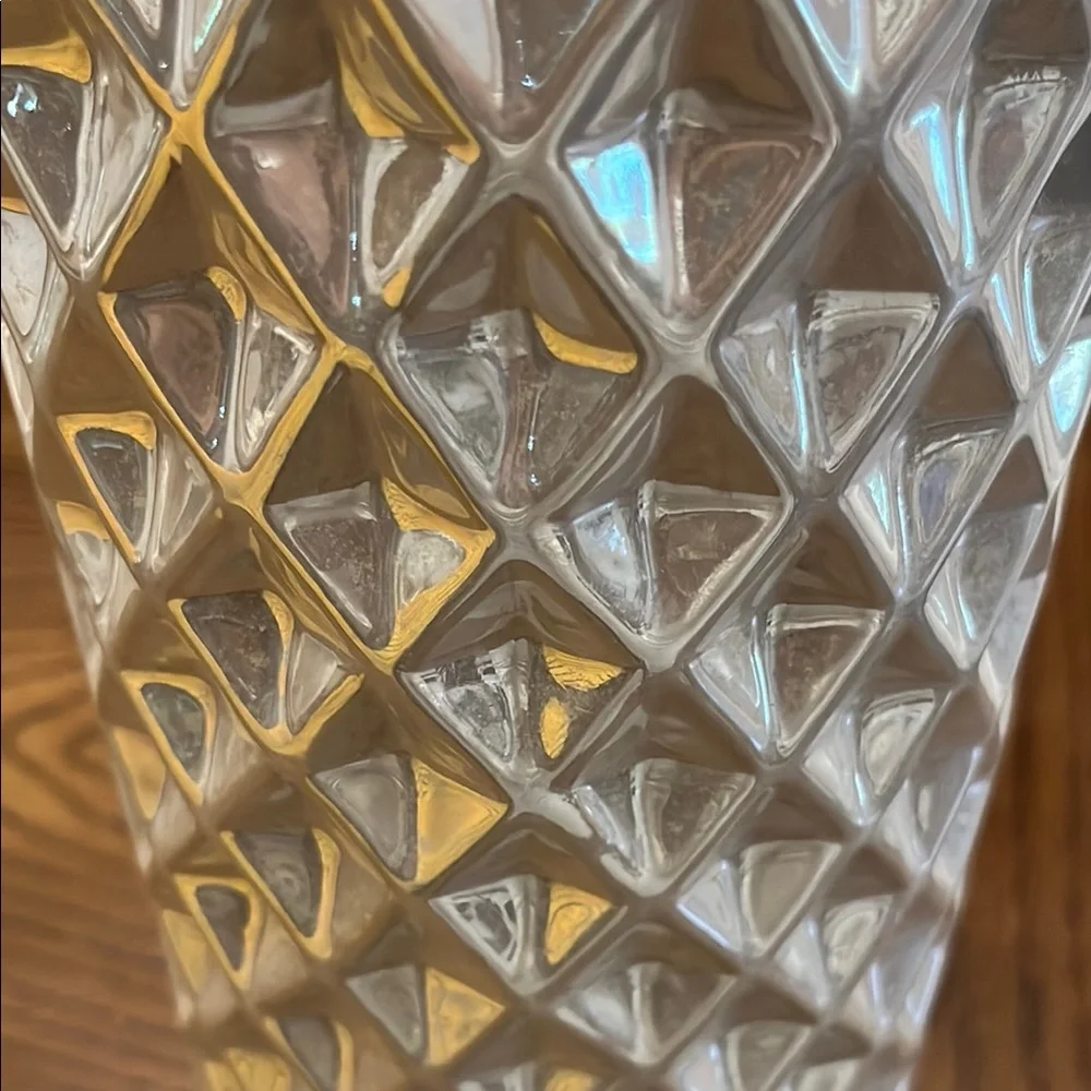 Elegant Cream Iridescent‎ Textured Vase